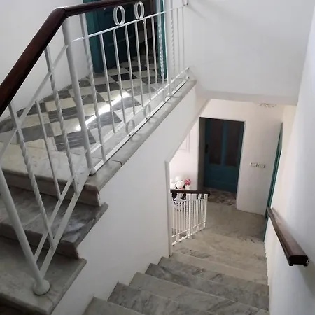 House Capo Santa Chiara * 热那亚