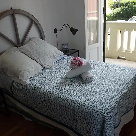 House Capo Santa Chiara 公寓